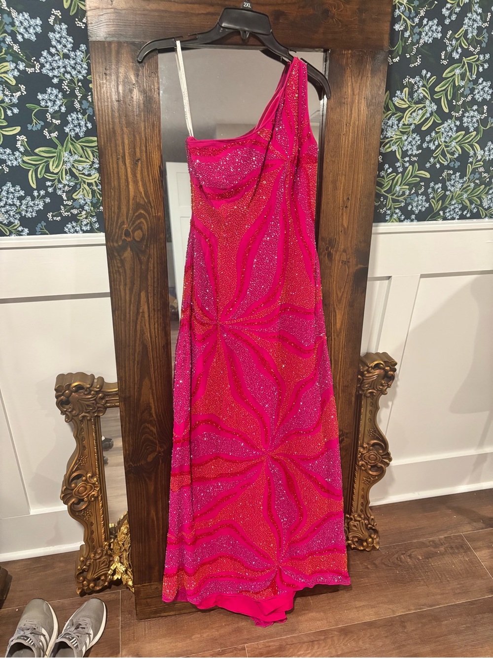 Y2K Rare 100%  Pink  Silk 100% Hand Glass Beaded Sean Collection Gown Size S